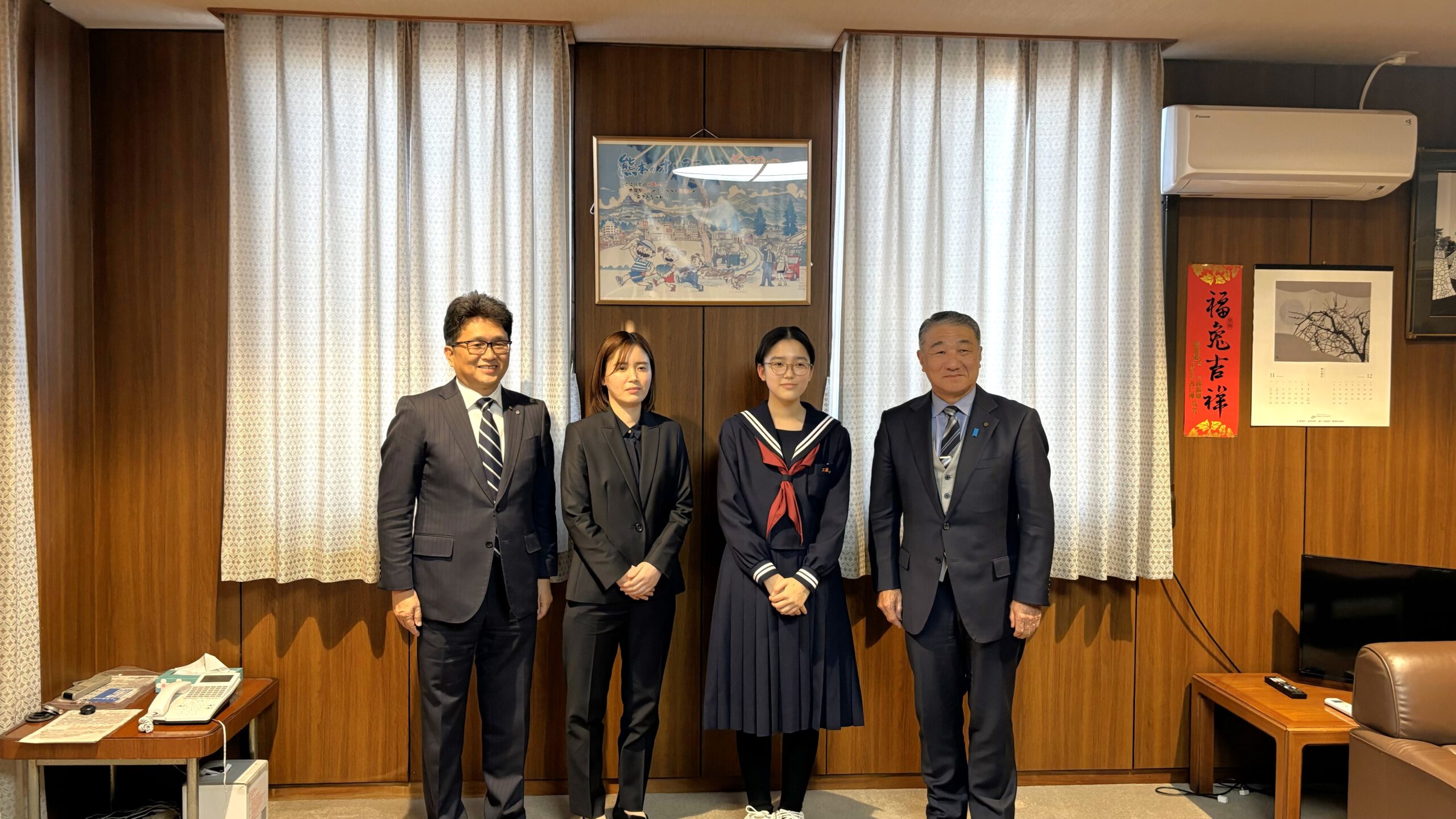 真作 油彩 郡 慧子 きょうだい 一陽会会員 現代童画会常任委員 文部大臣賞 FJIM7146.1-scaled.jpg